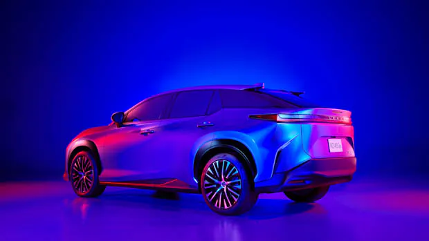 Lexus RZ 2022 wide 3/4 view