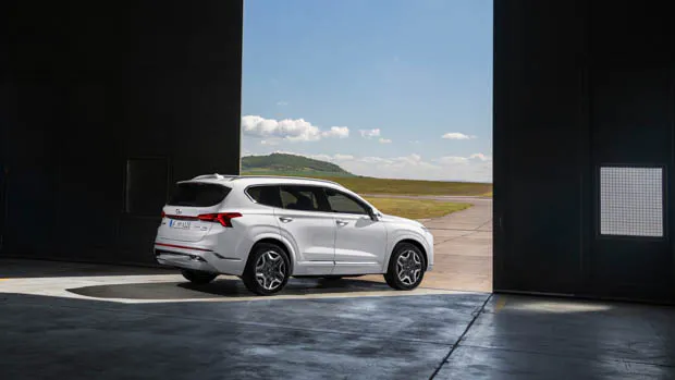 Hyundai Santa Fe Hybrid 2022: self-charging hybrid model delayed until second half of 2022
