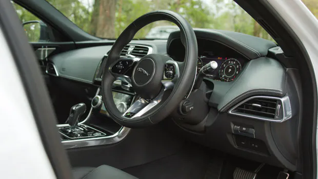Jaguar XE P300 AWD Black 2022 cabin