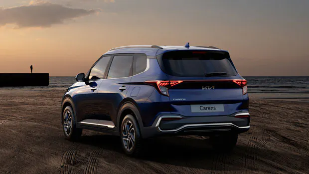 Kia Carens 2022 rear