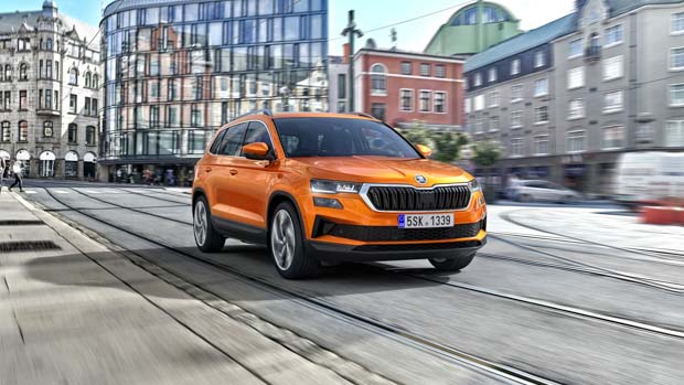 Skoda Karoq 2022: restyled Czech SUV due March next year