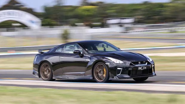 Nissan GTR T Spec 2022 front end