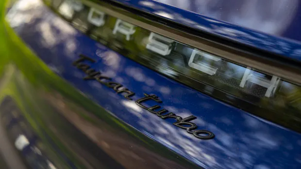 Porsche Taycan 2022 badge