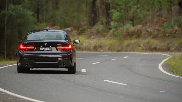 BMW 320i 2022-14