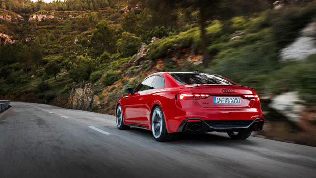 Audi releases Competition package for RS4 Avant and RS5