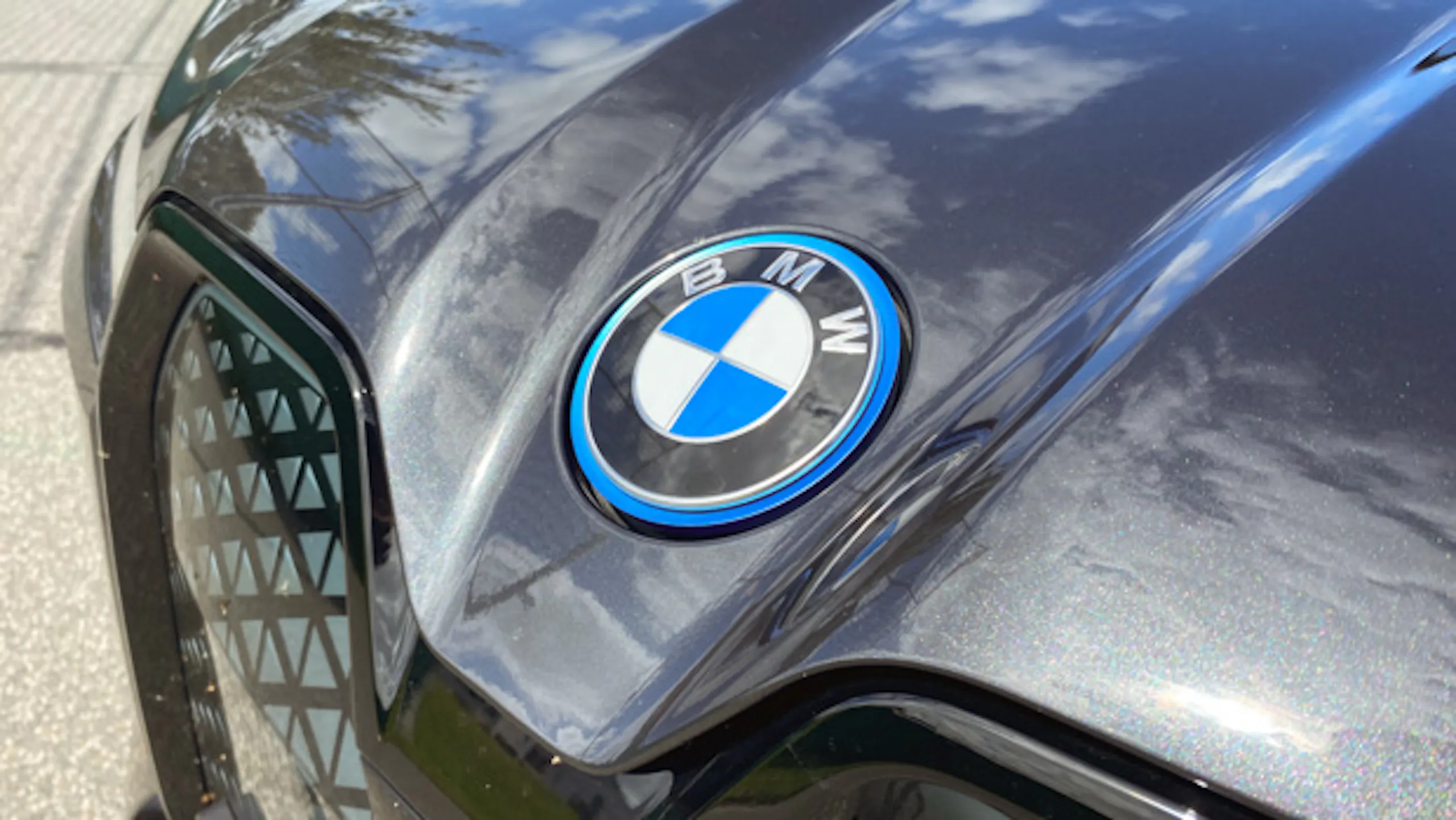 BMW finally offers a five-year/unlimited kilometre warranty to Australian customers