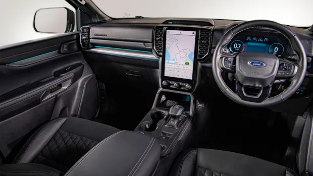 Ford Everest 2022 interior dash