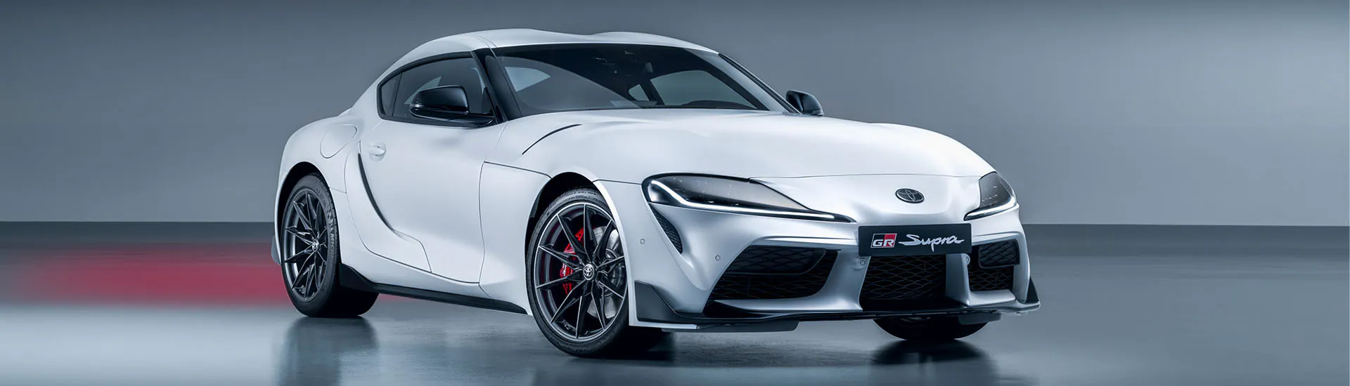 Toyota GR Supra 2023: manual transmission option revealed for rear-drive sports coupe