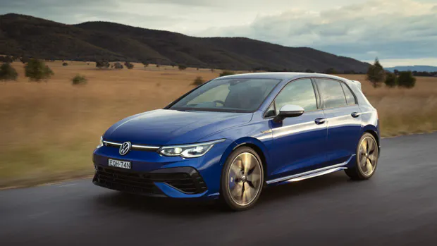Volkswagen Golf 2023: no sales expected through Q1 due to reversing camera issue