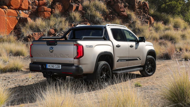 Volkswagen Amarok VS Ford Ranger: spec battle!