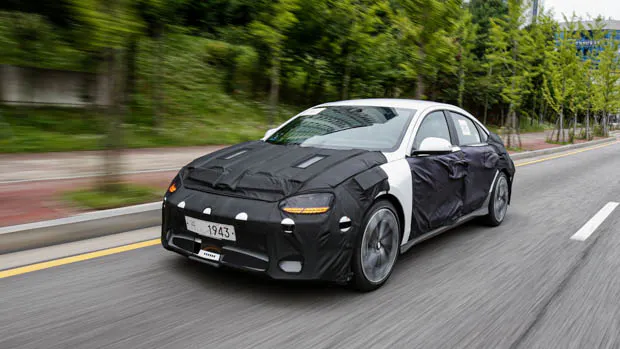 Hyundai Ioniq 6 2023: aerodynamic electric sedan achieved 37,000 South Korean pre-orders within the first day