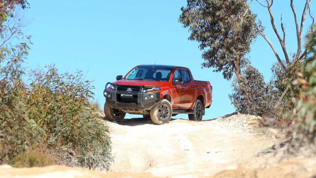 Mitsubishi Triton GSR 2022 -5