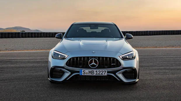 Mercedes-AMG C63 E Performance front end