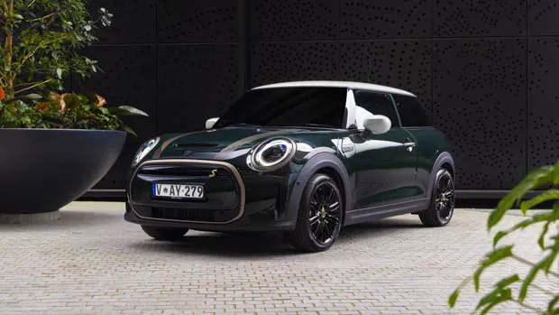 Mini Cooper SE Resolute Edition (electric) 2023 review