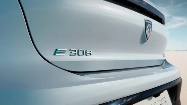 Peugeot e-308 2023 revealed with 400km range, Australian release “under evaluation”