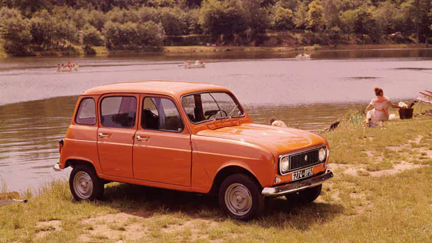 Renault to reveal retro-inspired EV at 2022 Paris Auto Show