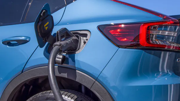 Volvo C40 2023 review charging