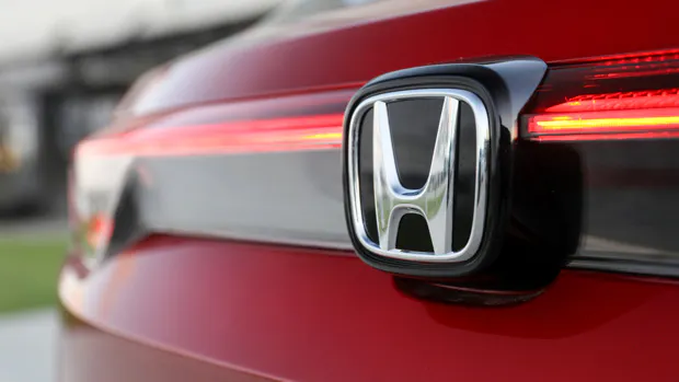 Honda HR-V Vi-X 2022 badge