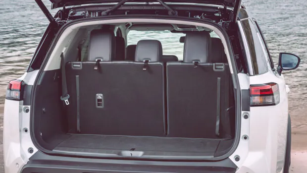 Nissan Pathfinder Ti 2023 boot third row