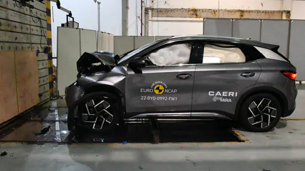 BYD Atto 3 2023 ANCAP front end crash