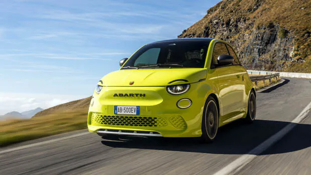 Abarth 500e 2024: all-electric hot hatch confirmed for Australian launch