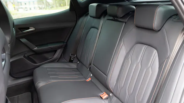 Cupra Formentor VZ 2022 rear seats 2