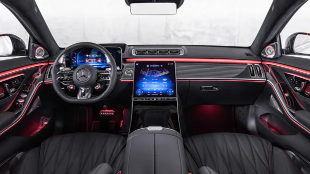 Mercedes-AMG S63 2023 interior