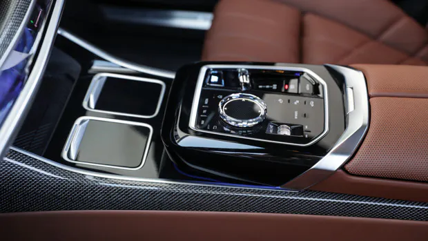 BMW i7 xDrive60 2023 i drive