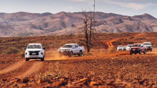 Mitsubishi Triton convoy in the outback