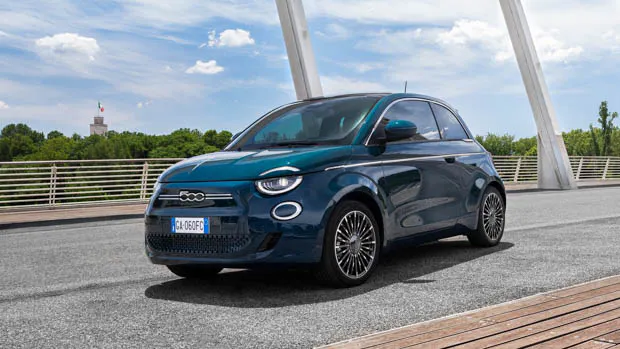 Fiat 500e 2023: all-electric hatchback coming to Australia with 320km of range