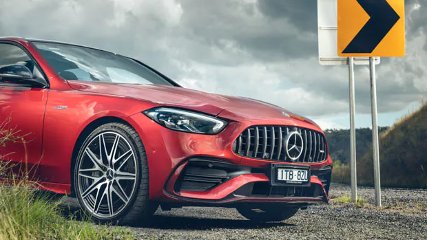 Mercedes-AMG C43 2023 front close