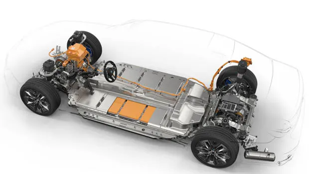 BMW i7 under the skin battery pack