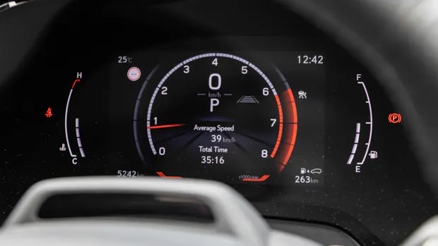 Lexus RX 350 F Sport 2023 digital cluster