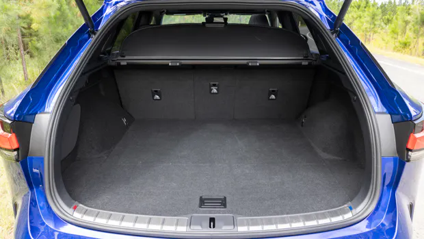 Lexus RX 350 F Sport 2023 boot