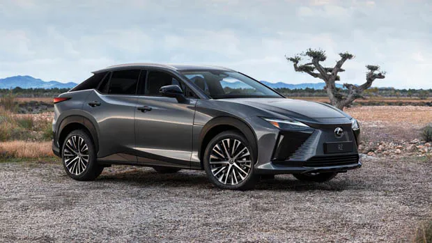 Lexus RZ 2023: steering yoke to be added as option