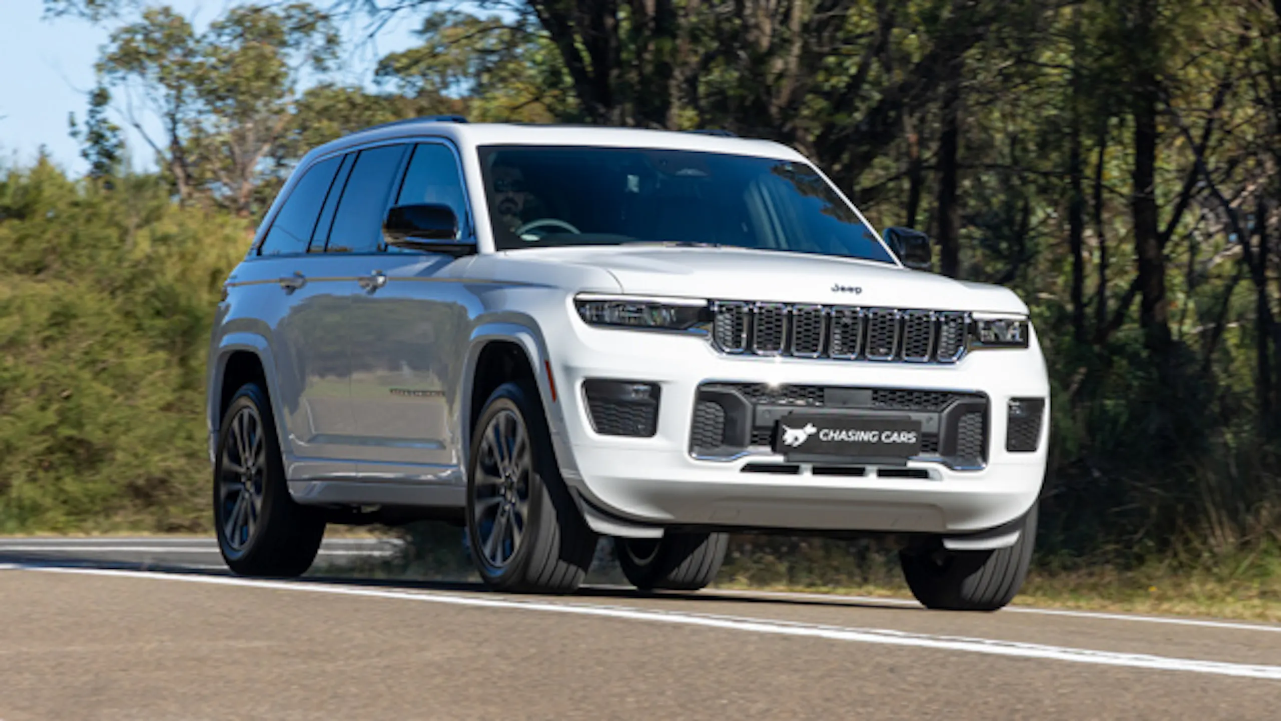 Jeep says V6 petrol “more than adequate” for Grand Cherokee