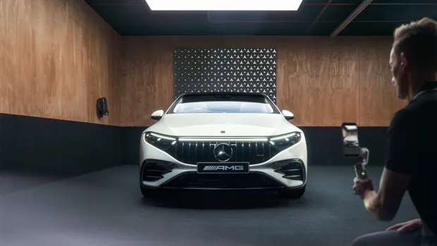 Mercedes-Benz launches digital showroom tours as buyers seek online options