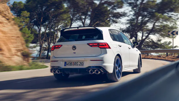 Volkswagen Golf R 2023: price and release date announced for 20 Years special edition