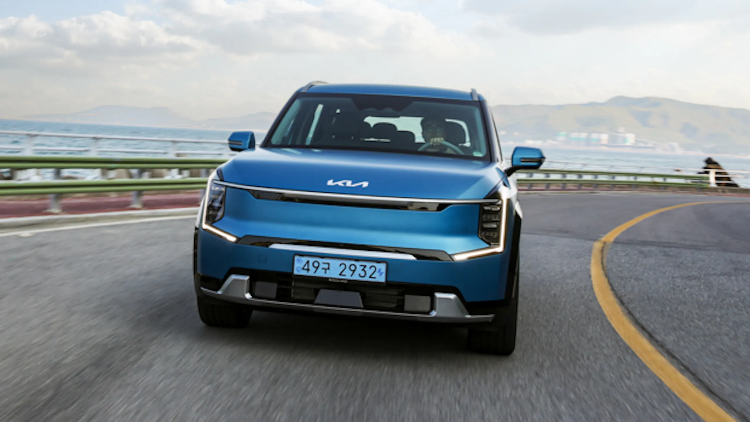 Price shock: 2024 Kia EV9 costs $97K-$121K in Australia