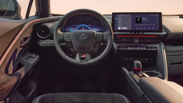 Toyota CHR 2024 dashboard