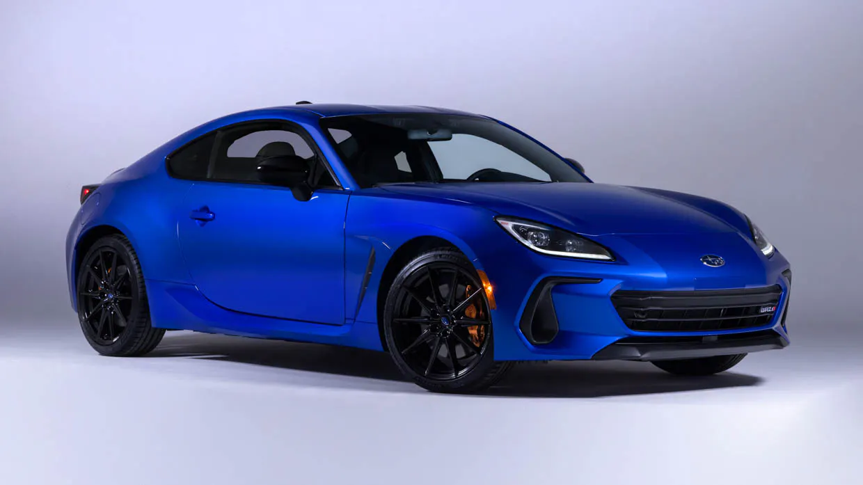 Subaru BRZ 2023: tS version unveiled in the US with STI-tuned suspension, Brembo brakes