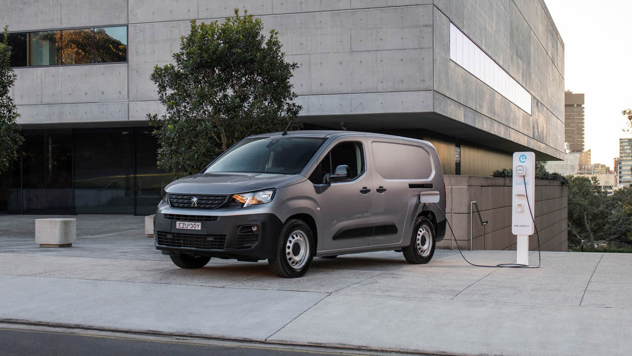 Peugeot E-Partner 2023: EV van price and specification