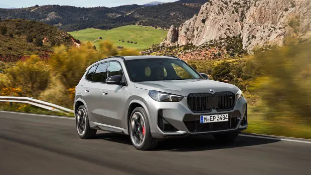 2024 BMW X1 M35i xDrive front 3/4 driving shot