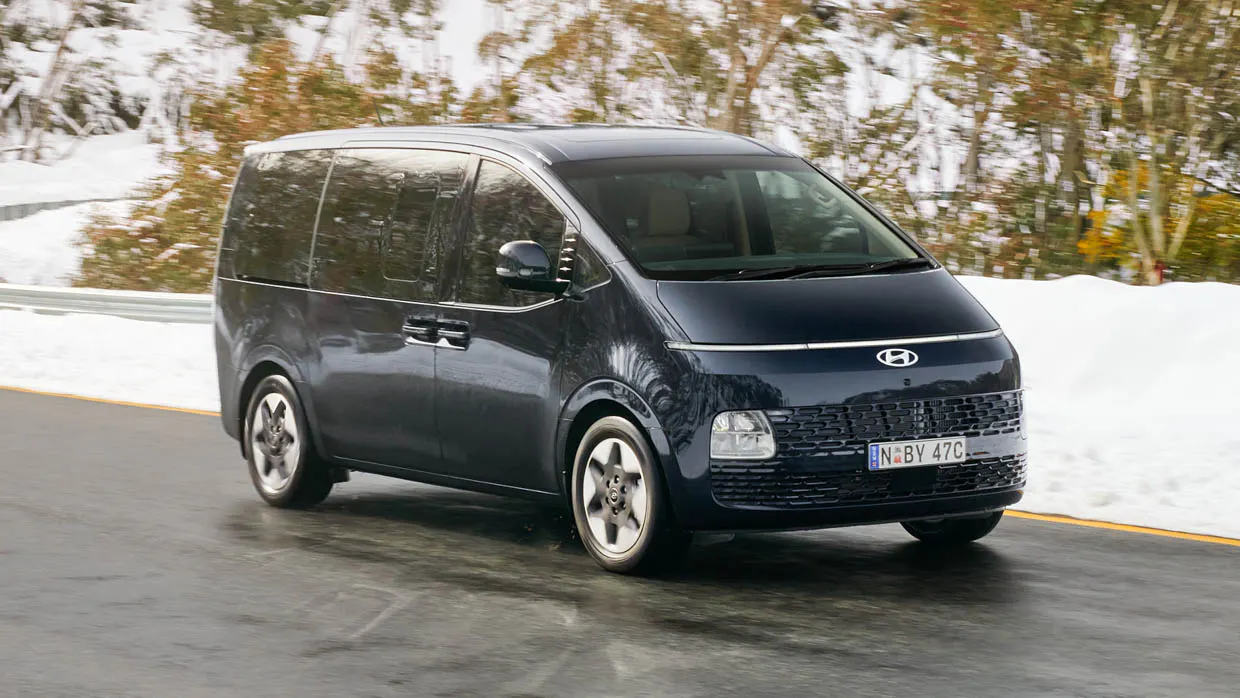 Hyundai Staria Highlander 2023 review