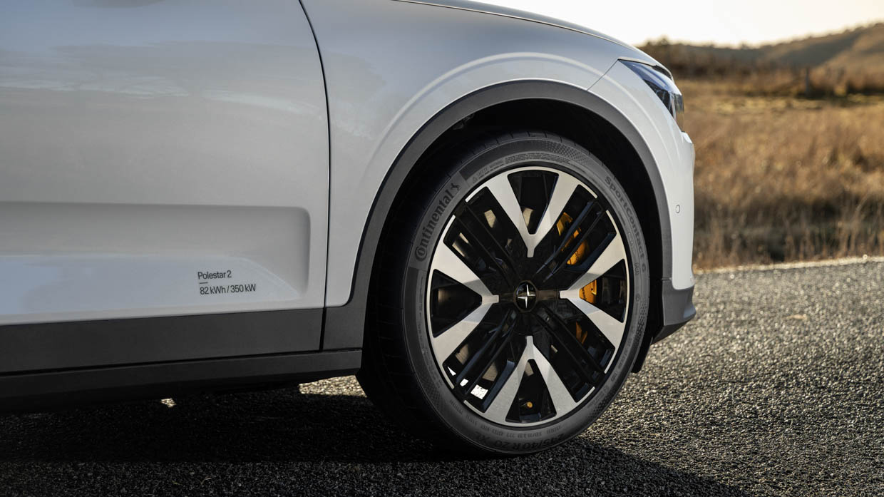MY24 Polestar 2 long range dual motor alloy wheel design