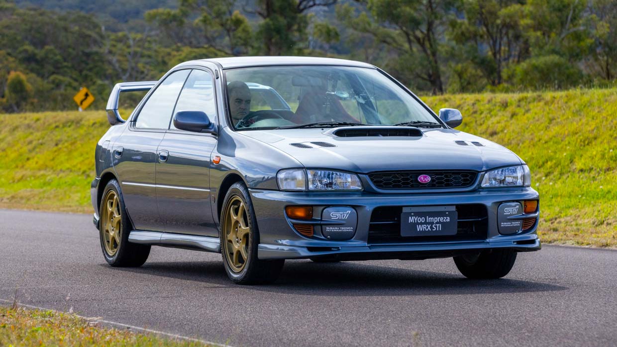 Subaru WRX STI 2000: retro review