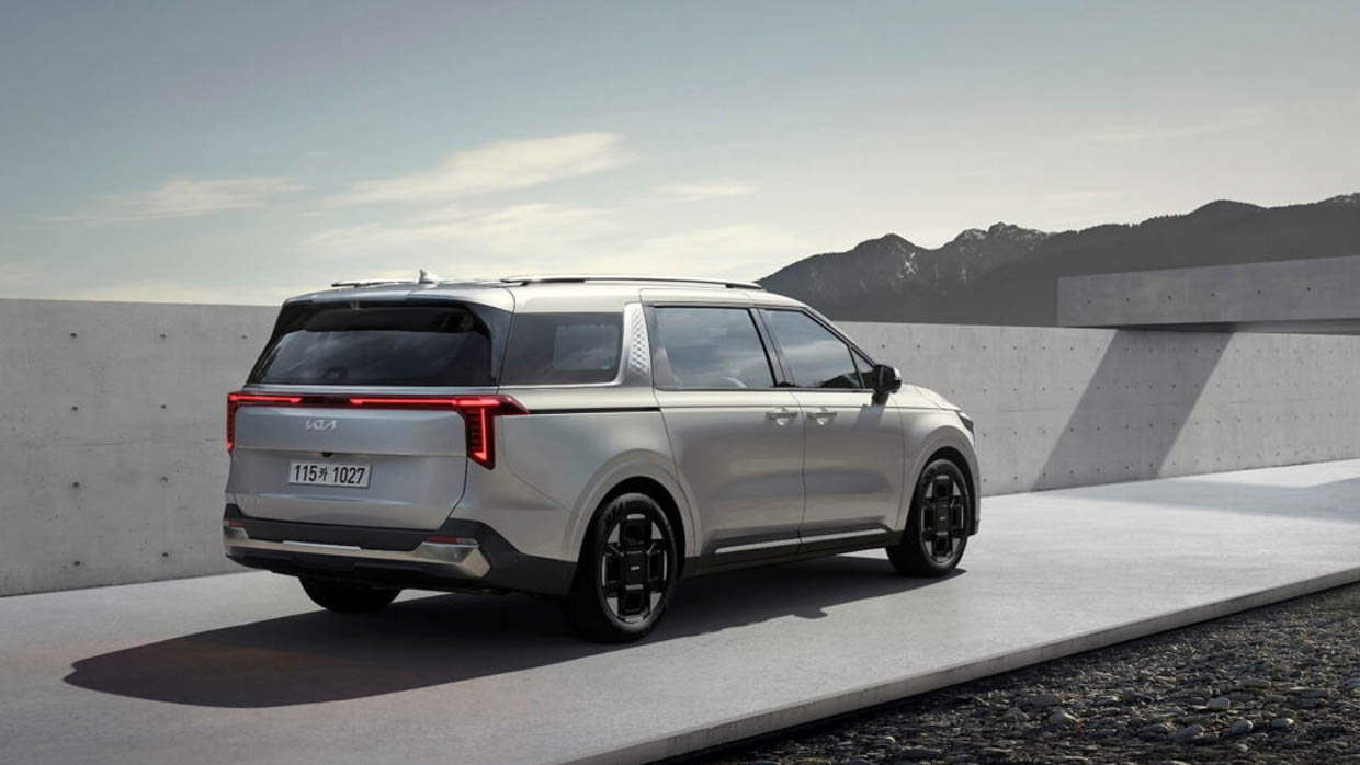 Kia Carnival 2024: Australia “pushing hard” for turbo hybrid versions