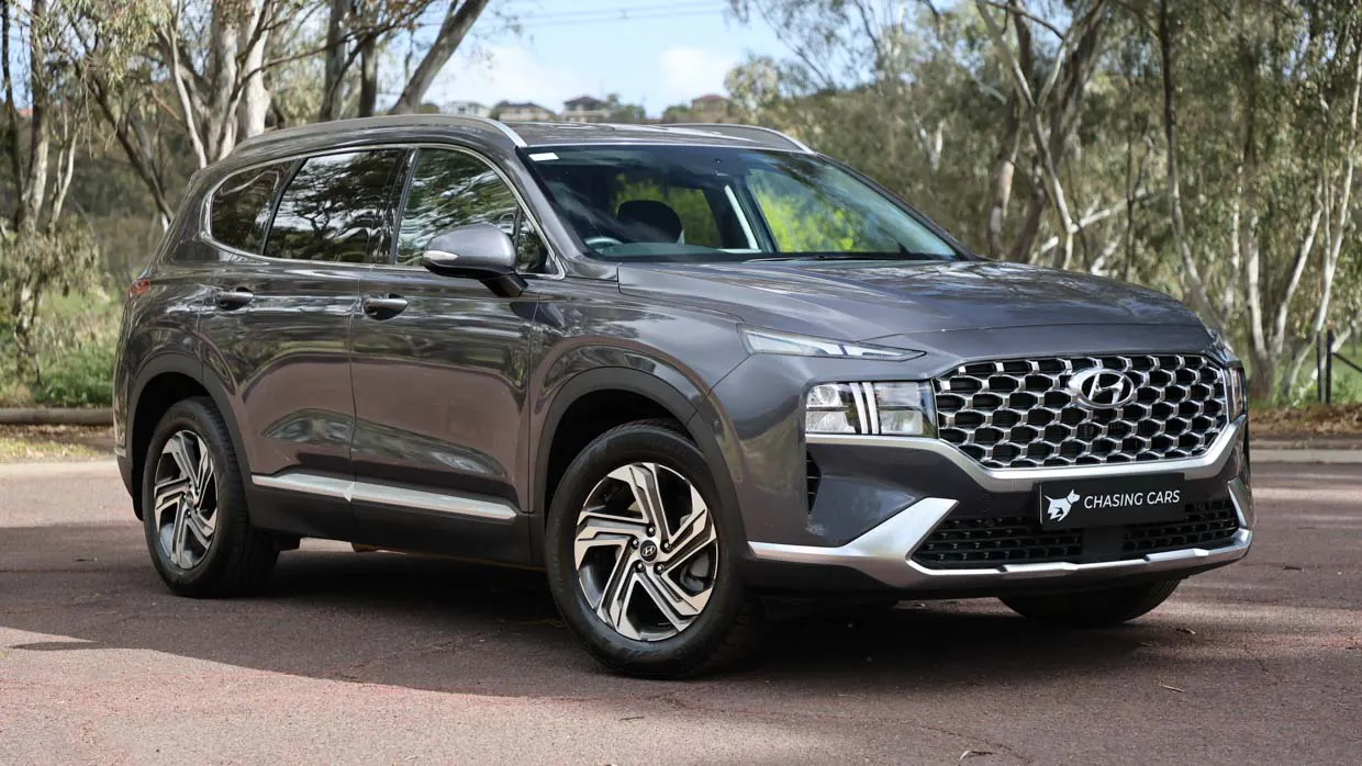 Hyundai Santa Fe Active 2.2D 2023 review