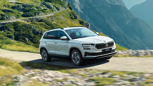 2024 Skoda Karoq driving shot front 3/4