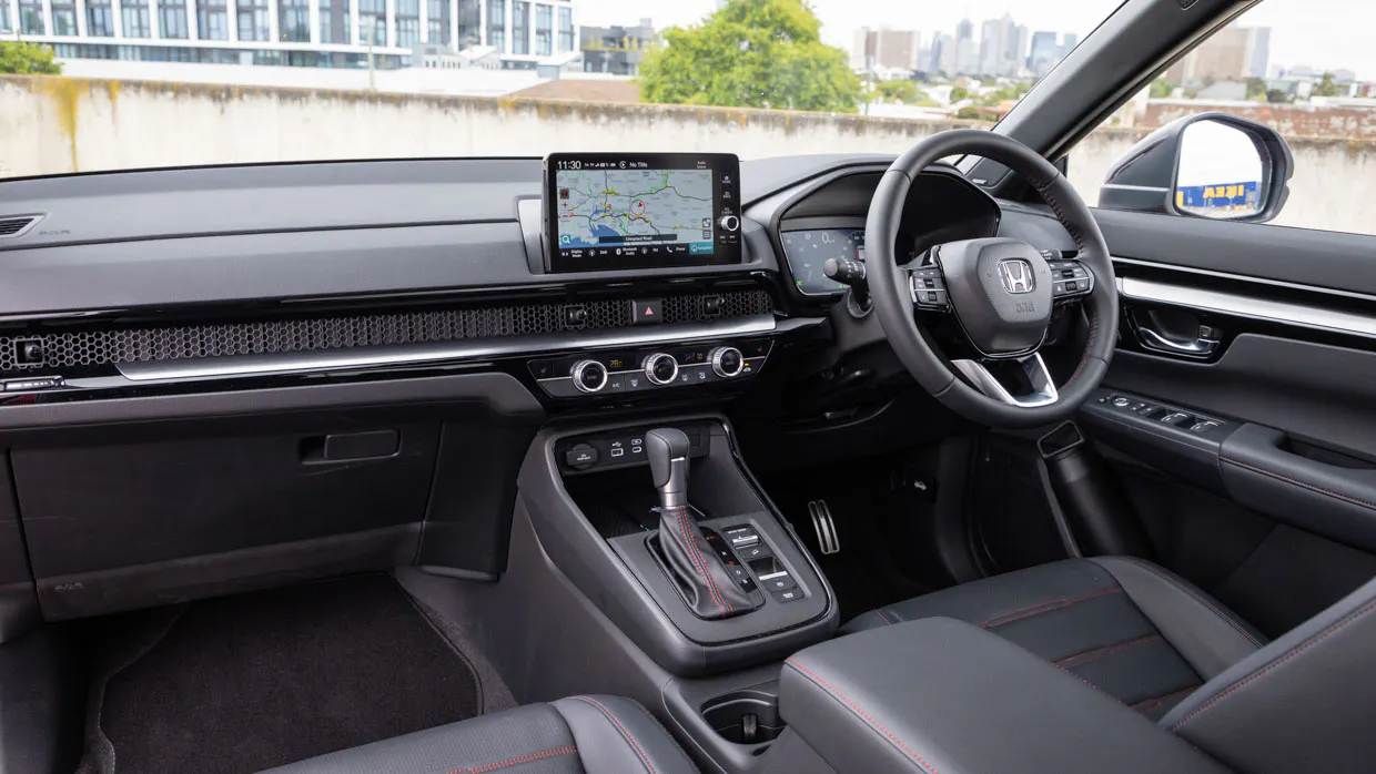 Honda CR-V e-HEV RS 2023 interior 3